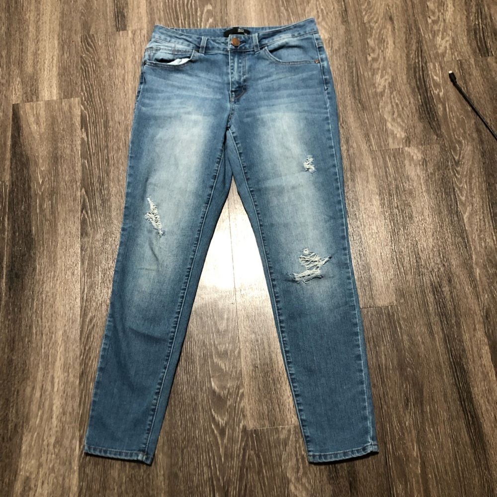 1822 Denim Distressed Mid-Rise Skinny Jeans – Size 8